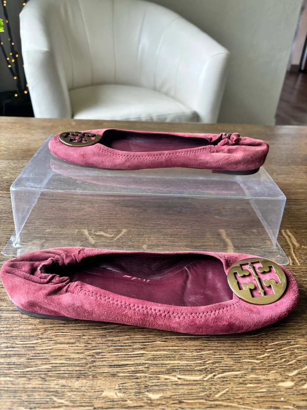 Tory Burch Reva Ballet Flats Burgundy Suede Logo Medallion Size 10M